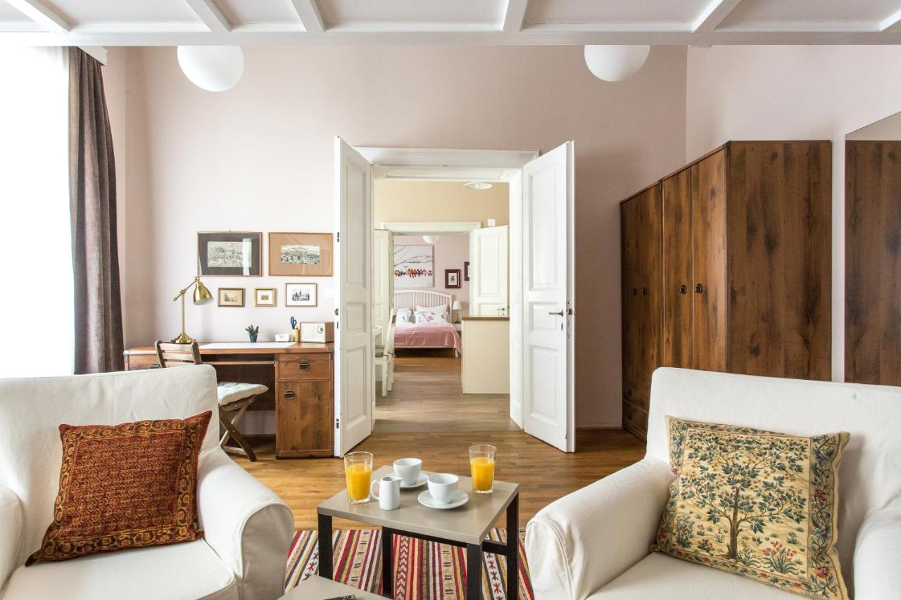 Rohrmann Apartments Ljubljana Exteriör bild